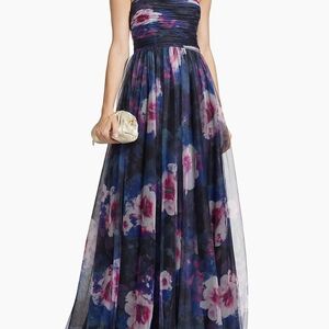 Monique Lhuillier Nataly Strapless Tulle Gown